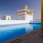 호텔 Hacienda Montija 우엘바